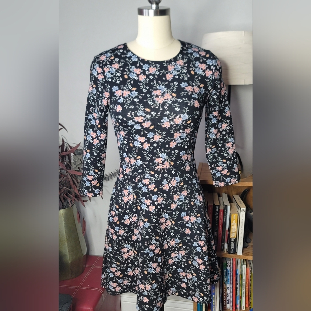 Divided by H&M Dress Floral Black Size 2